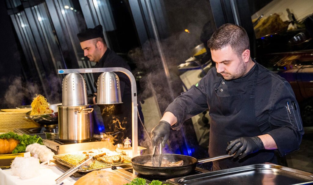 Essen-gehen - Mahlzeiten: Mittagessen - Deutschland - Sapore Mediterraneo