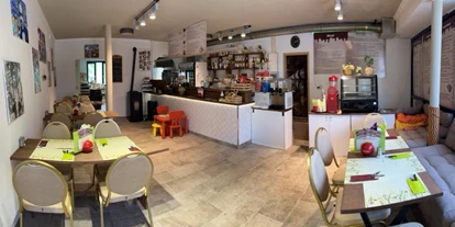 Essen-gehen - Ambiente: klassisch - Boheme Bistro und Ungarischer Shop