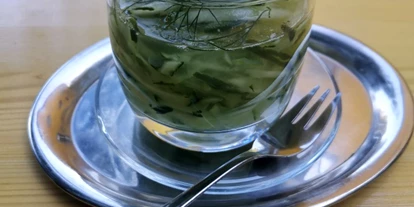 Essen-gehen - Ambiente: klassisch - tschechischer Gurkensalat - Villa Weidig CaféBar