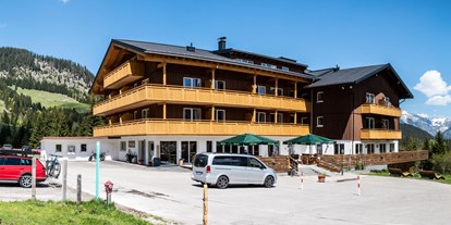 Essen-gehen - PLZ 6993 (Österreich) - Alpengasthof Hörnlepass 3 Sterne superior mit großer Sonnenterrasse - Alpengasthof Hörnlepass