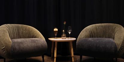 Essen-gehen - Ambiente: klassisch - Die Rotunde. Zwischen Hauptgastraum und Copa. Bei Bedarf separierbar. Ansonsten sind alle Bereiche offen und miteinander verbunden und von jeder Position einsehbar. - Restaurant Maracana