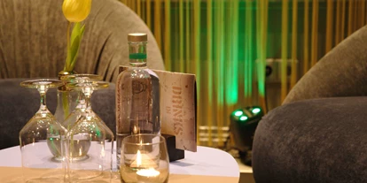 Essen-gehen - Ambiente: klassisch - Bereich Copa. Gemütlich gestellt für ein Event mit Scheinwerfern. - Restaurant Maracana