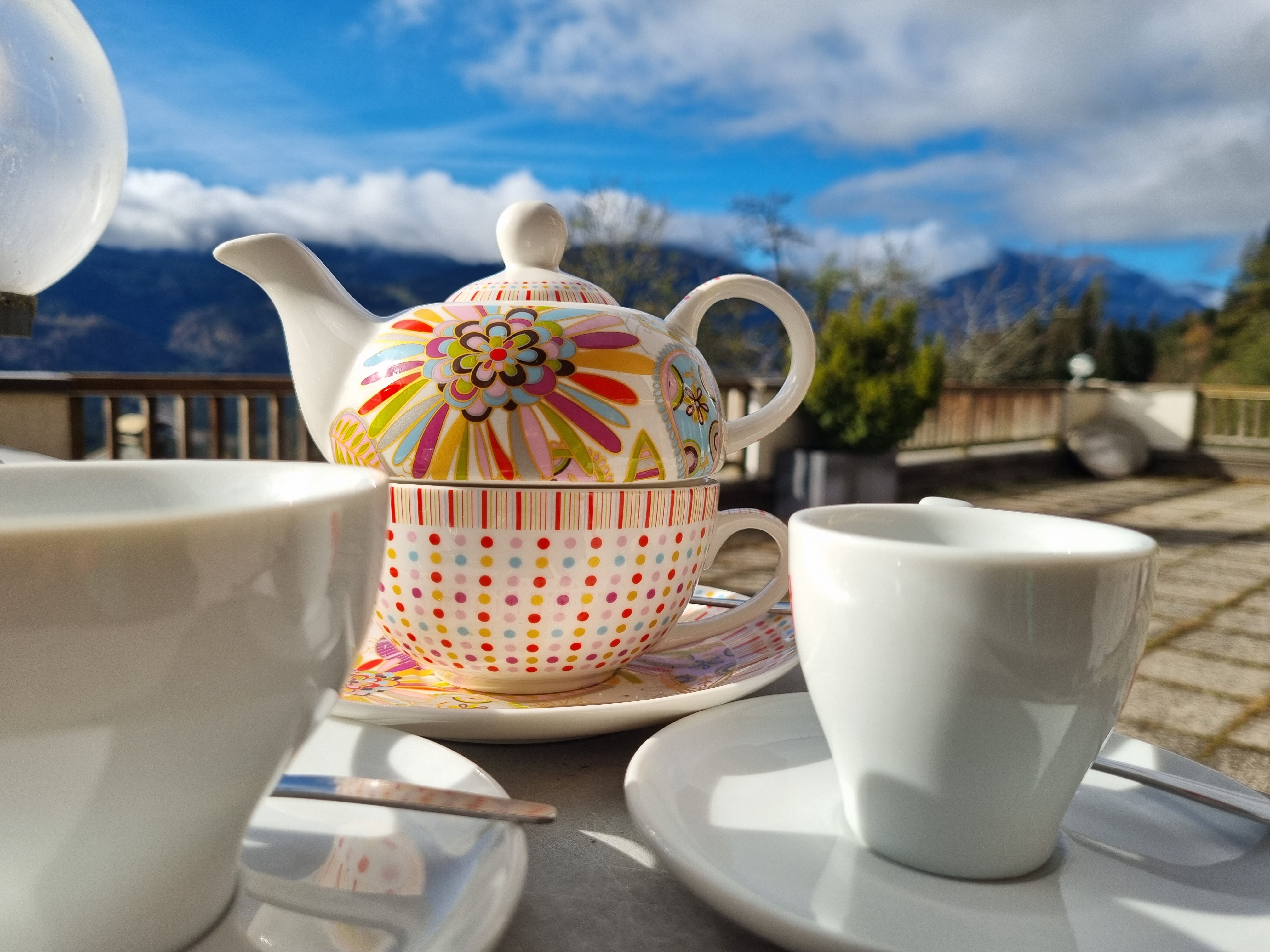 Restaurant: nawu_Restaurant_Terrasse__Tee_entspannen - nawu Restaurant