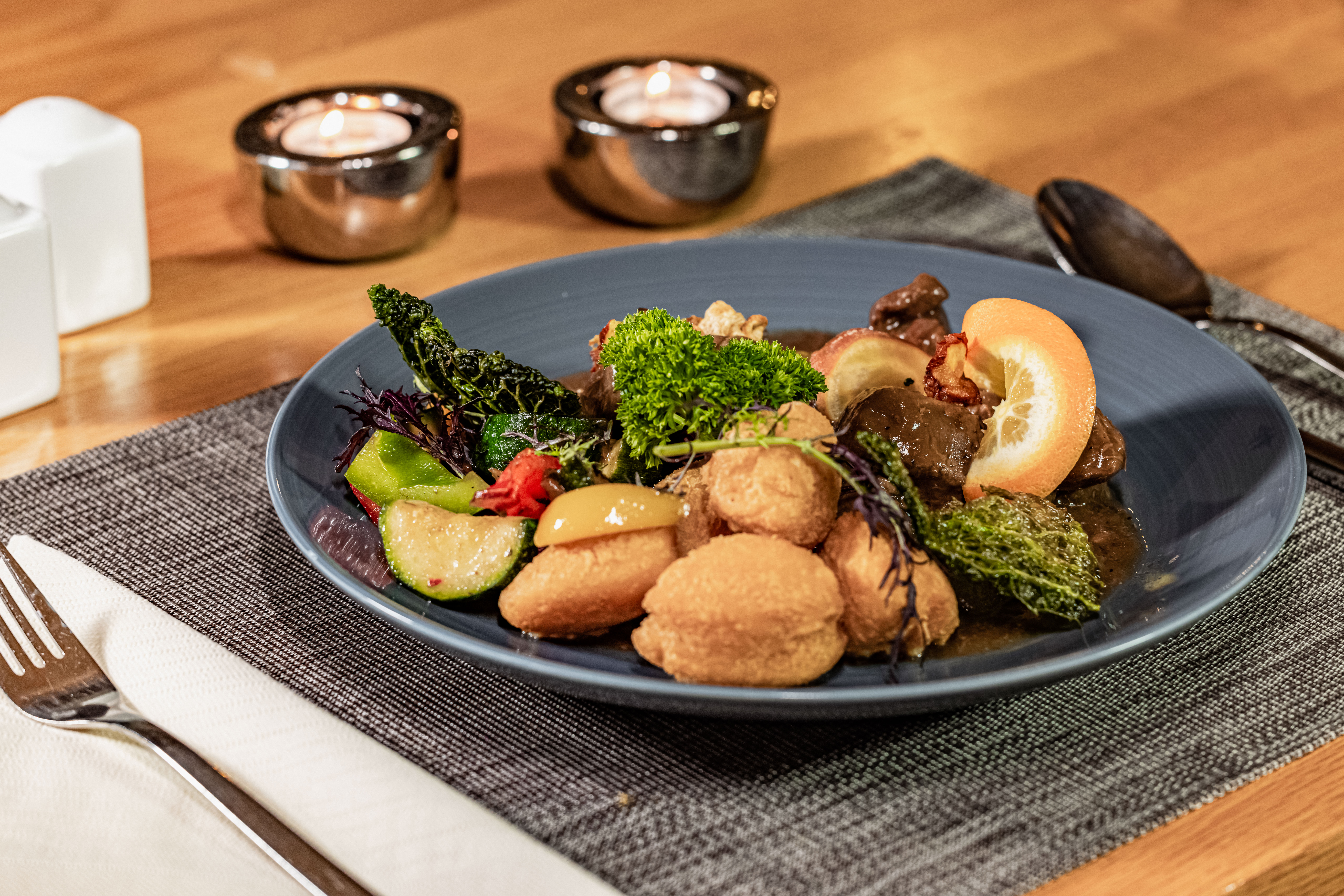 Essen-gehen - Gerichte: Fast-Food - nawu_Restaurant_Wildwochen - nawu Restaurant