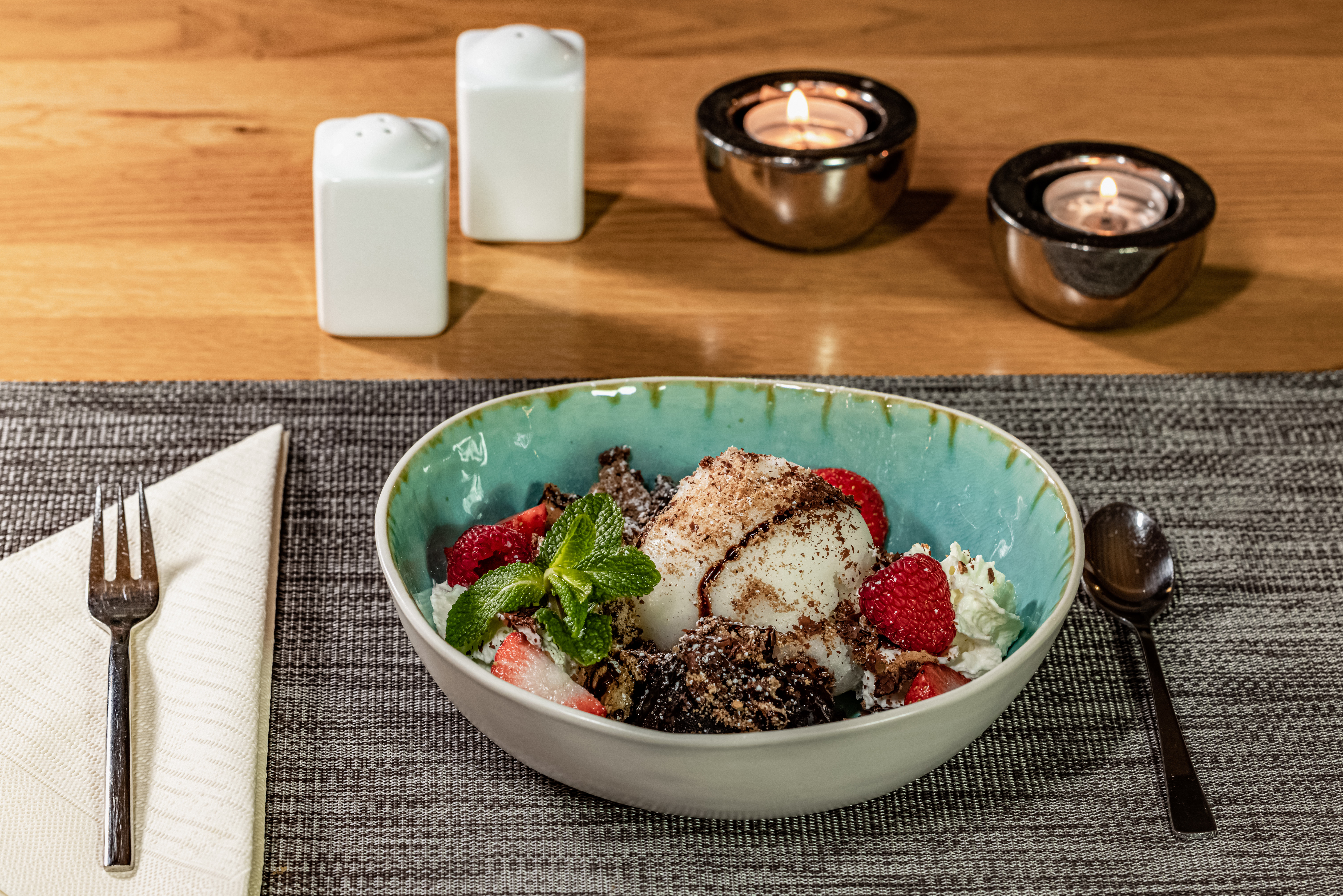 Restaurant: nawu_Restaurant_Nachspeise_Eis - nawu Restaurant