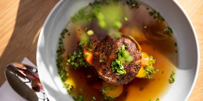 Essen-gehen - Jois - LEBERKNÖDELSUPPE. - SERVUS Parndorf