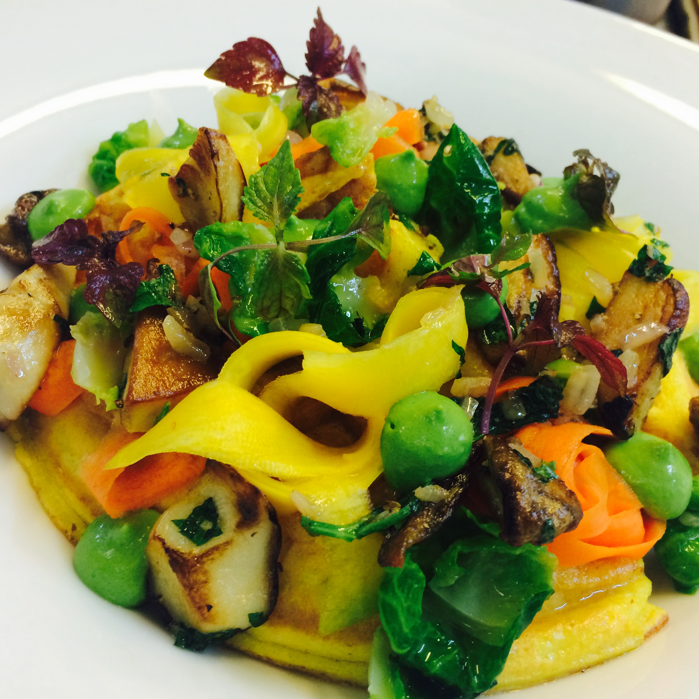 Restaurant: Die Zwillinge 1983 - Essen bei Freunden