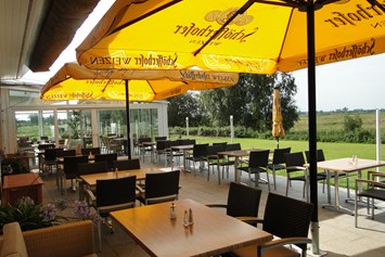 Restaurant: Große Außenterrassen - Restaurant & Café Friesenhof
