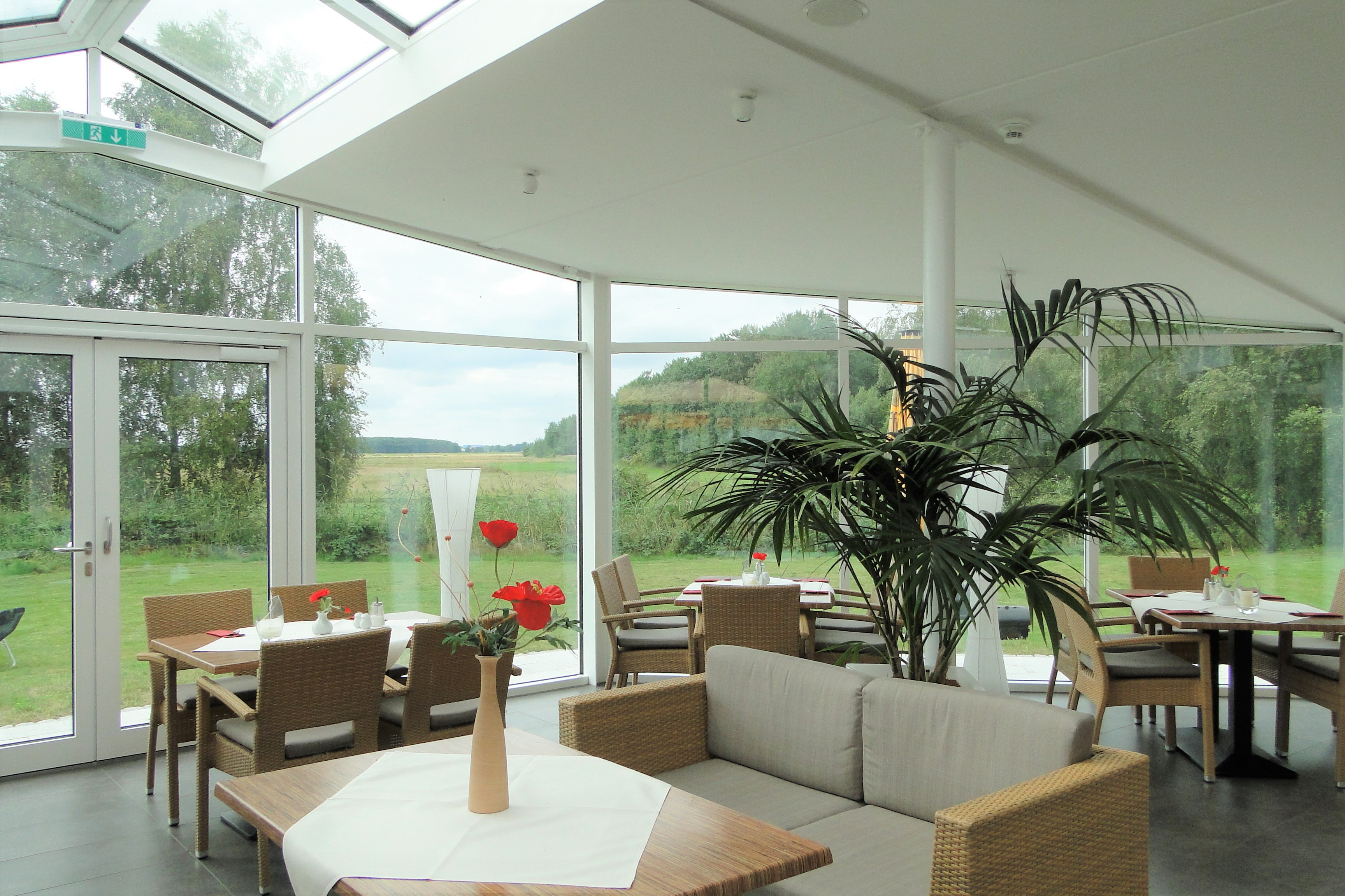 Essen-gehen - Gerichte: Hausmannskost - Wintergarten - Restaurant & Café Friesenhof