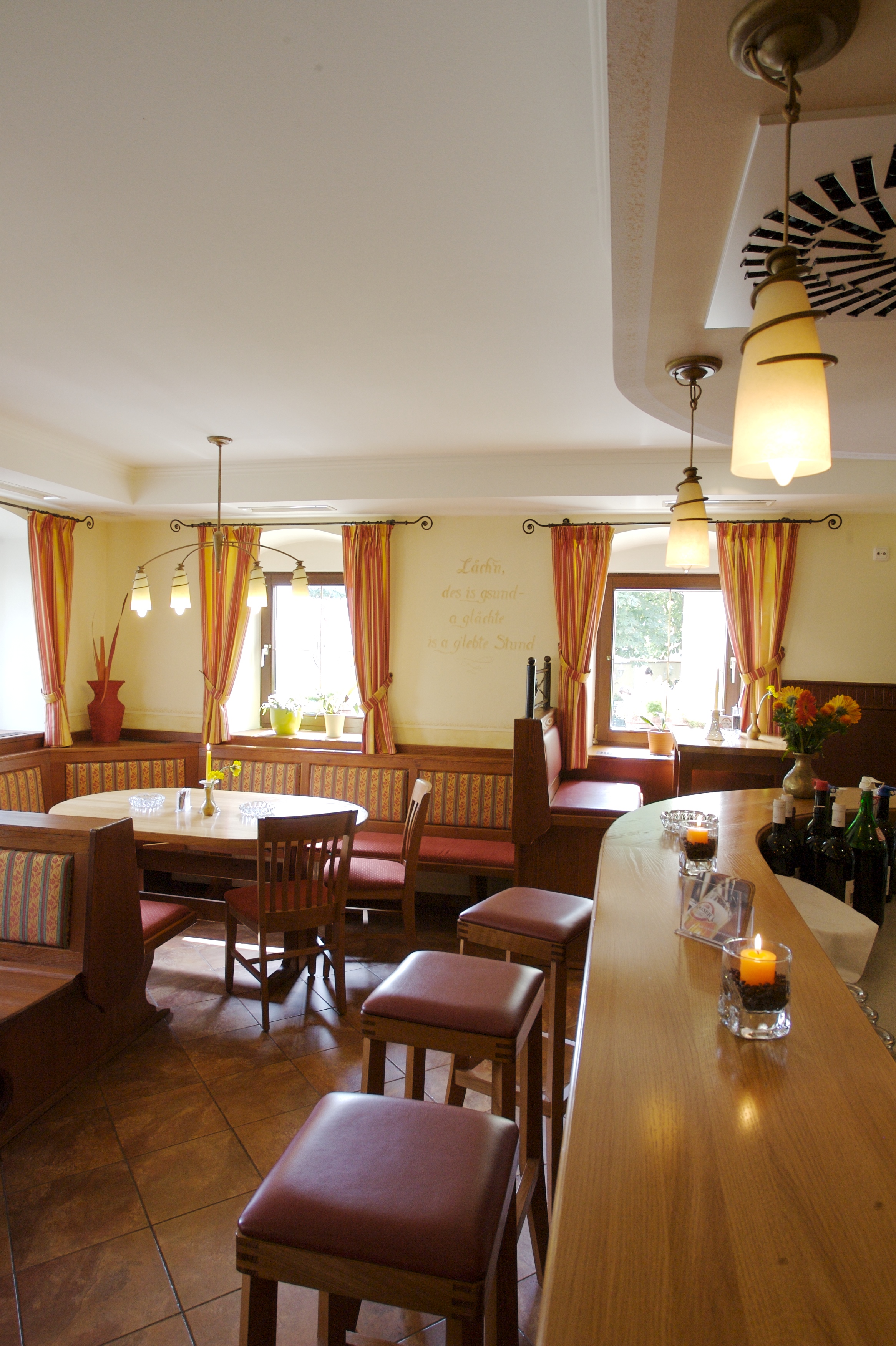 Essen-gehen - Thann (Dietach) - Gaststube - Gasthof Pöchhacker