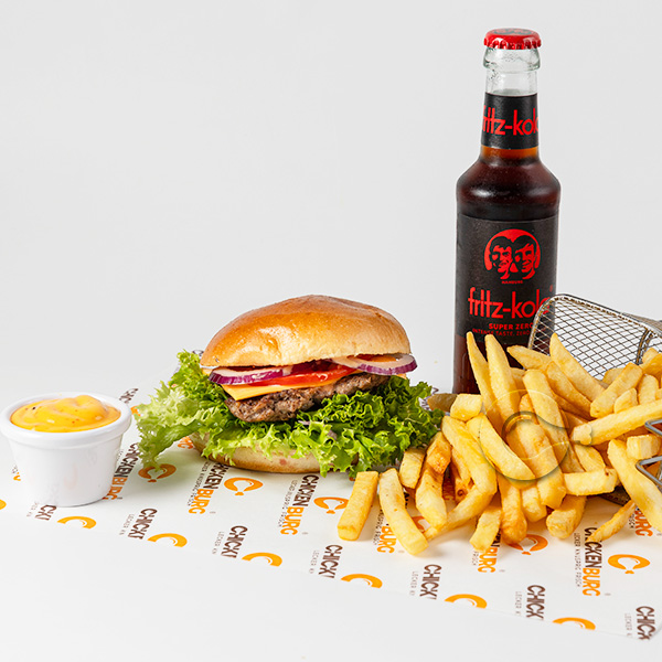 Essen-gehen - rollstuhlgerecht - Gelsenkirchen - 1-Cheese Burger Menü - CHICKENBURG®