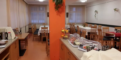 Essen-gehen - PLZ 2491 (Österreich) - Frühstücksraum - Martinihof Hotel Restaurant