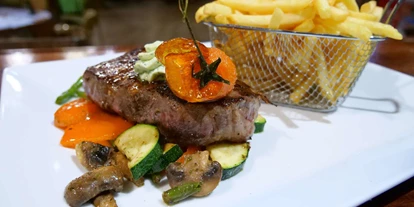 Essen-gehen - Ambiente: klassisch - Steak & Pommes - Restaurant Western Steakhouse Zillertal