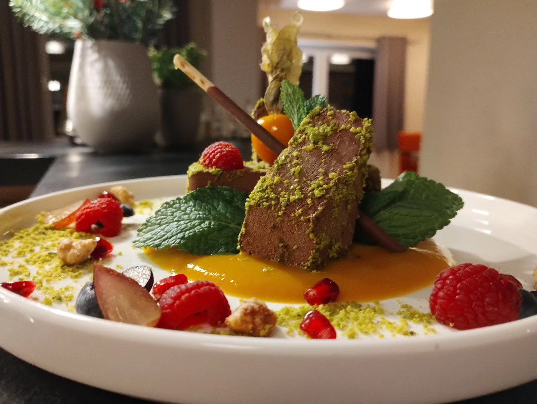 Restaurant: Robert's