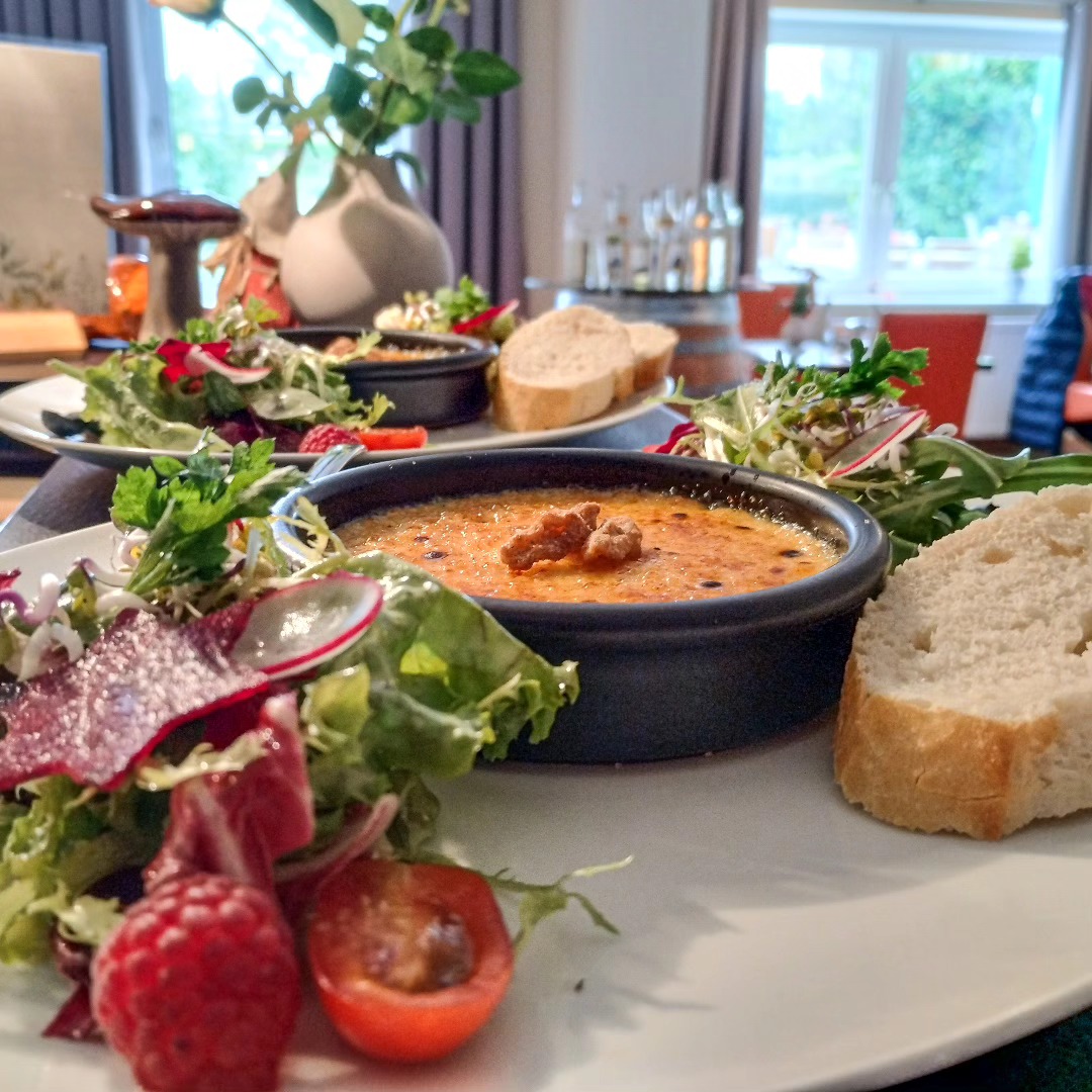 Restaurant: Robert's