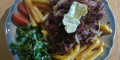 Essen-gehen - Art der Küche: österreichisch - Ausseerland - Salzkammergut - Eselsteak vom Schopf mit Pommes - Eselalm