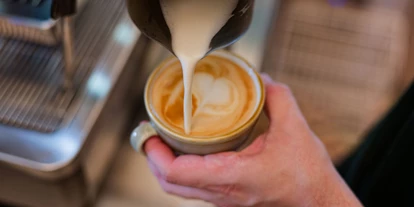 Essen-gehen - Ambiente: klassisch - Abensberger Kaffeerösterei - Café | Brunch | Drinks