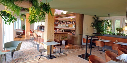 Essen-gehen - Ambiente: klassisch - Abensberger Kaffeerösterei - Café | Brunch | Drinks