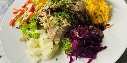 Essen-gehen - PLZ 9327 (Schweiz) - Siedfleisch Salat - Restaurant Traube