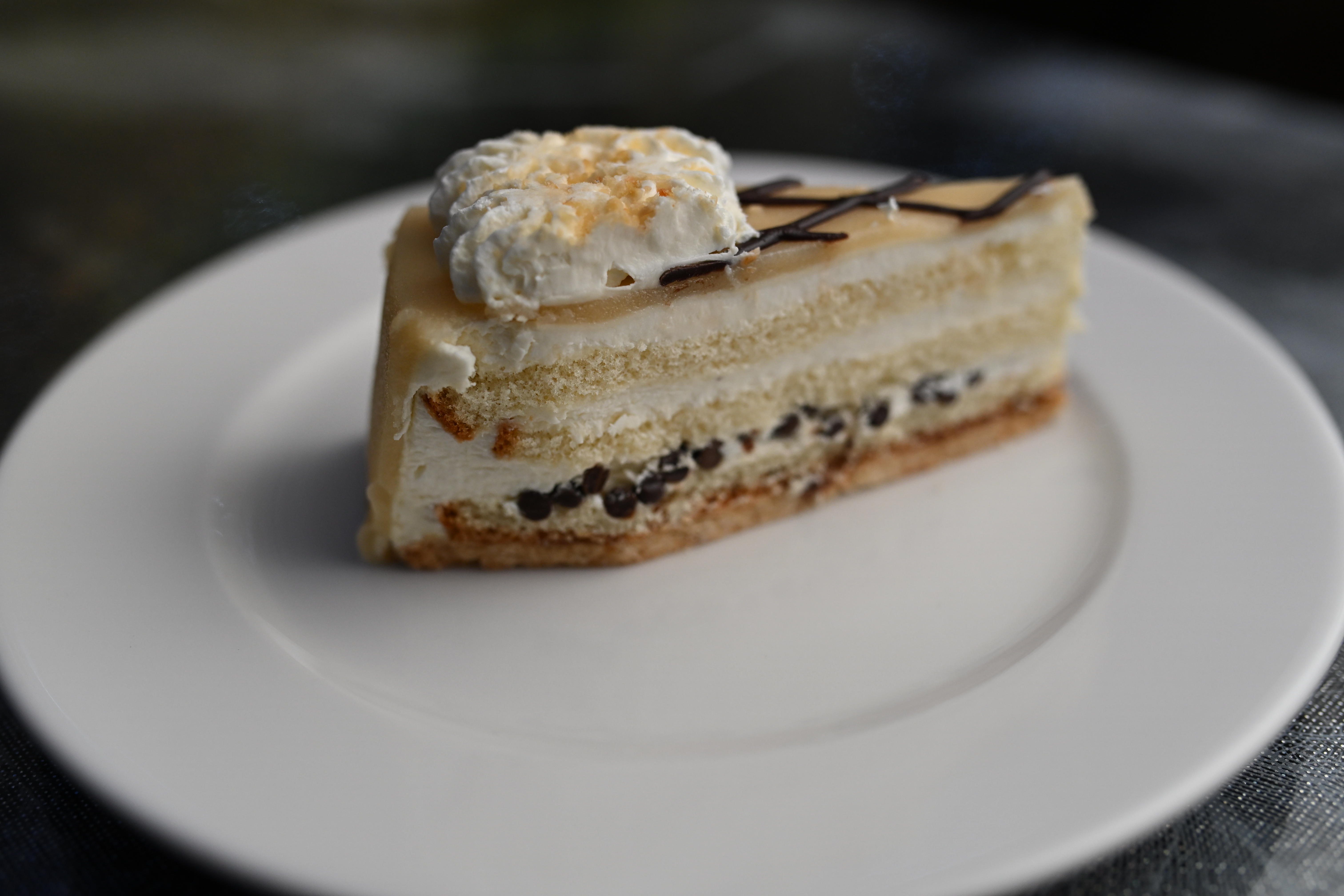 Restaurant: Marzipan Torte - Safran