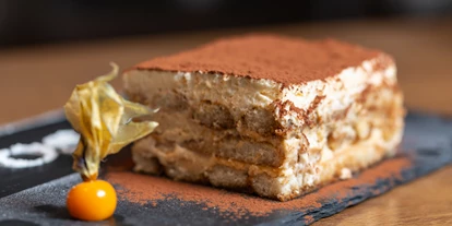 Essen-gehen - Ambiente: klassisch - Hausgemachtes Tiramisu - Dal Toscano