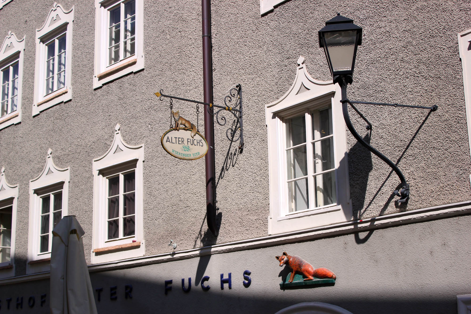 Essen-gehen - Sitzplätze im Freien - Salzburg - Gasthof Alter Fuchs