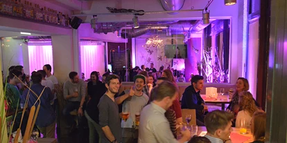 Essen-gehen - Sitzplätze im Freien - Wien Wieden - ausklang | bar cafe restaurant