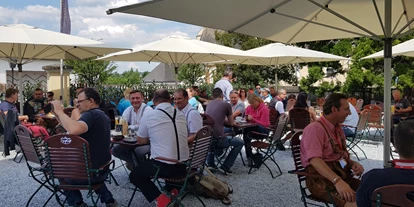 Essen-gehen - Mahlzeiten: Frühstück - Oberösterreich - Gastgarten - Stadtplatz 1