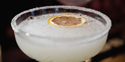 Essen-gehen - Sitzplätze im Freien - Wien Wieden - 1010 Wien, Cocktail Bar mit guten Cocktails - Afterwork Drinks in Wien @ Chill Out Lounge I Cocktailbar Stadtzentrum Wien
Best After Work Drinks in Vienna @ Chill Out Lounge I Cocktail Bar City Centre Vienna / Margaritas - Chill Out Lounge I Cocktailbar Wien