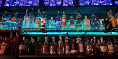 Essen-gehen - Art der Küche: europäisch - Österreichs Ginbar Nr.1 seit 2010
Über 550 Sorten Gin 23 Verschiedene Tonics. - Torberg