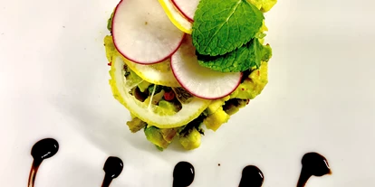 Essen-gehen - Sitzplätze im Freien - Wien Wieden - Avocado Tartare - Zuckergoscherl am Rochusmarkt