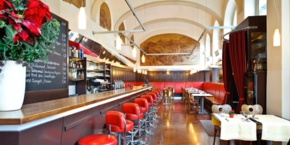Essen-gehen - Sitzplätze im Freien - Wien Wieden - Restaurant Roth - Roth
