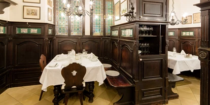 Essen-gehen - Sitzplätze im Freien - Wien Wieden - Stüberl - Ofenloch