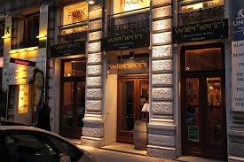 Essen-gehen - PLZ 2326 (Österreich) - Wienerin