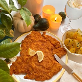 Restaurant: Putenschnitzel mit Petersilkartoffeln - Mediterrano