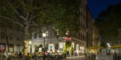 Essen-gehen - Sitzplätze im Freien - Wien Wieden - The Highlander