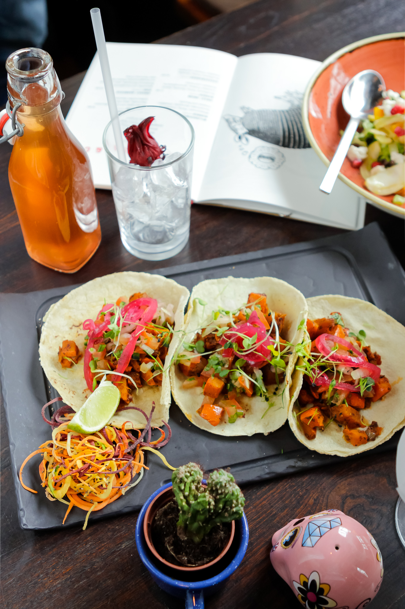 Essen-gehen - Schwechat - Santos Wieden