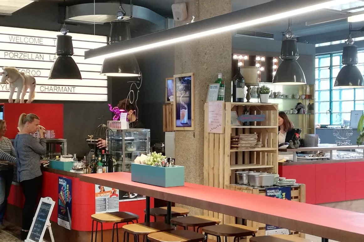 Restaurant: Porzellanladen