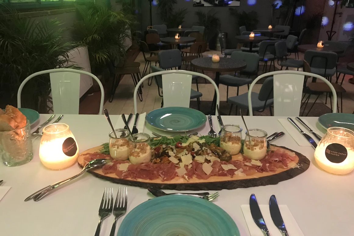 Restaurant: Porzellanladen