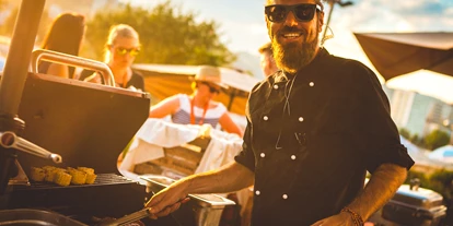 Essen-gehen - Altenberg bei Linz - Sandburg – Strand küsst Bar