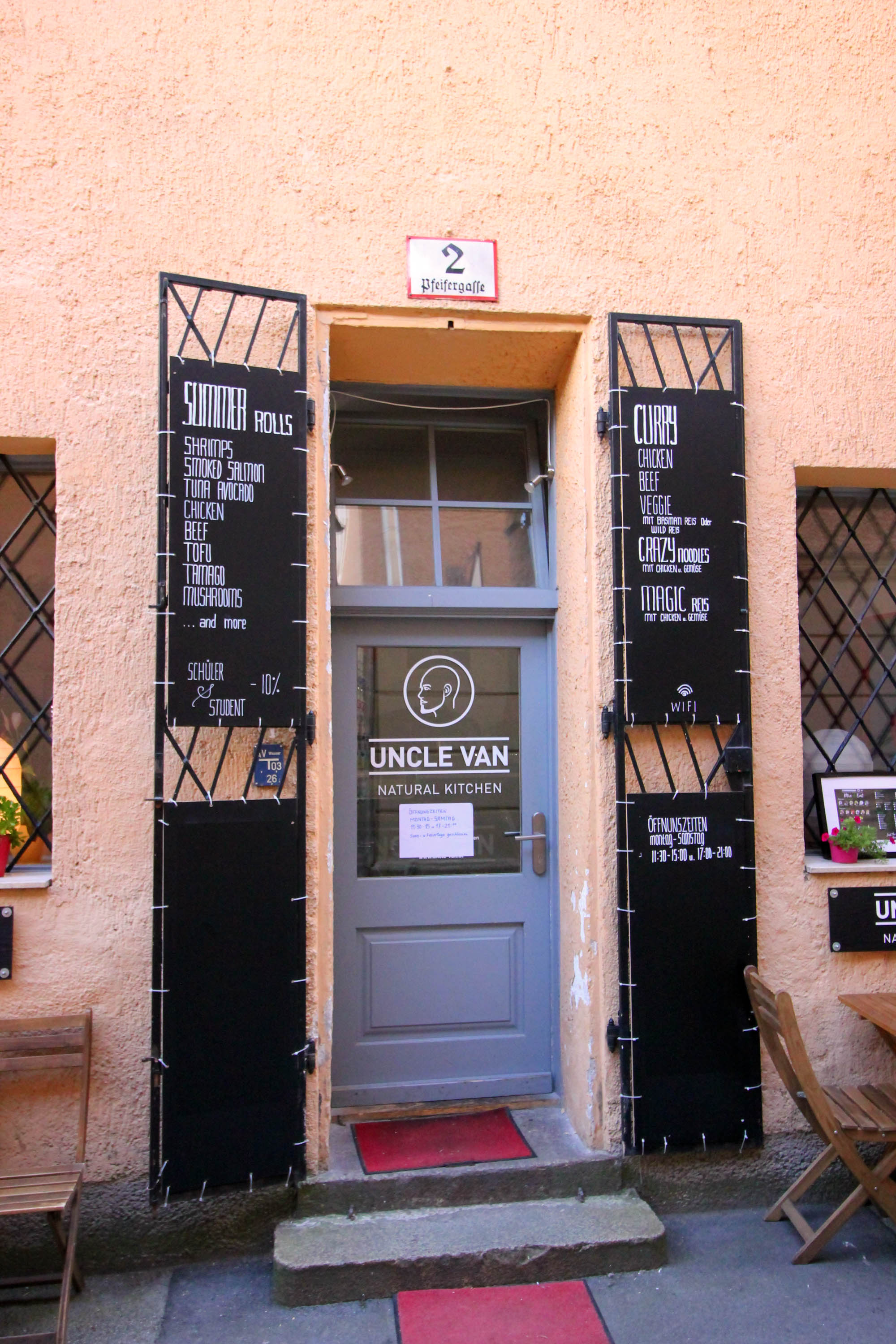 Essen-gehen - PLZ 5082 (Österreich) - Uncle Van Zen