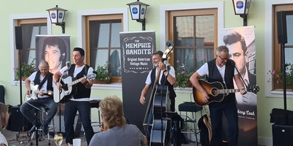 Essen-gehen - Spielplatz - Niederösterreich - Konzerte - Gasthaus zur Dorfwirtin