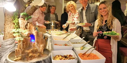 Essen-gehen - Ambiente: klassisch - Salatbuffet - Restaurant im Hotel Glocknerhof