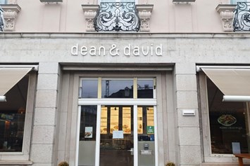 Restaurant: dean&david Salzburg
