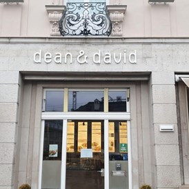 Restaurant: dean&david Salzburg