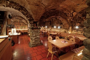 Restaurant: Das Restaurant Hilberkeller befindet sich in einem ehemaligen alten Weinkeller - Restaurant Hilberkeller