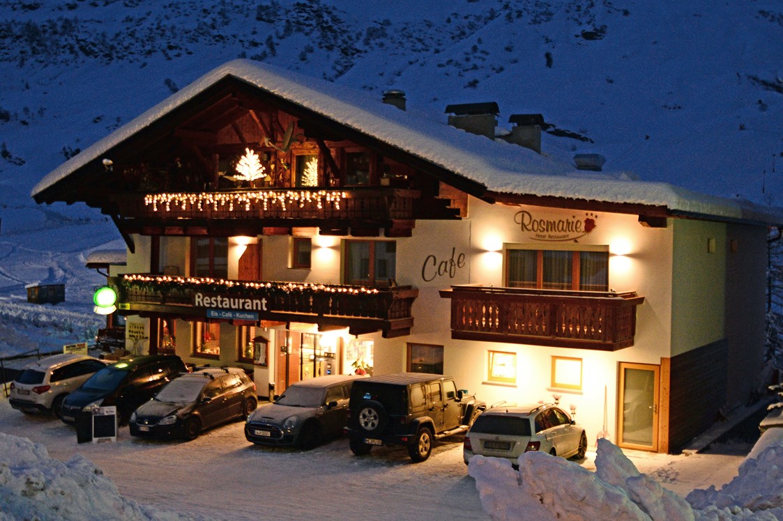 Restaurant: unser Restaurant Hotel Rosmarie im Winter - Hotel - Restaurant Rosmarie