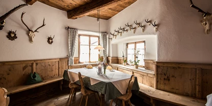 Essen-gehen - Ambiente: klassisch - Ansitz zum Steinbock