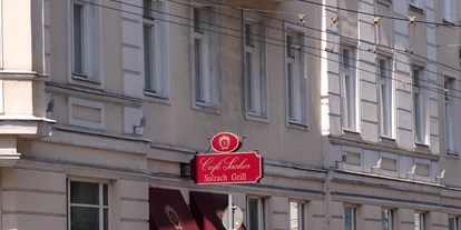 Essen-gehen - rollstuhlgerecht - Salzburg-Stadt Schallmoos - Cafe Sacher Salzburg