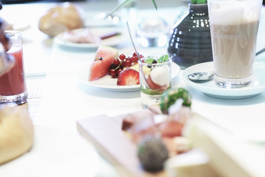 Essen-gehen - PLZ 5672 (Österreich) - Restaurant direkt am See in Zell am See. - SEENSUCHT - Restaurant am See